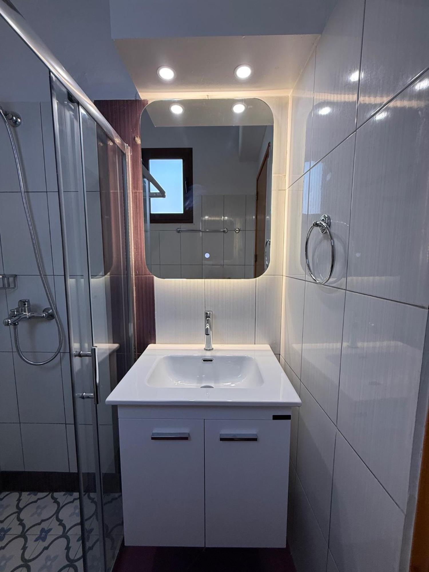 Appartement Sarris & *