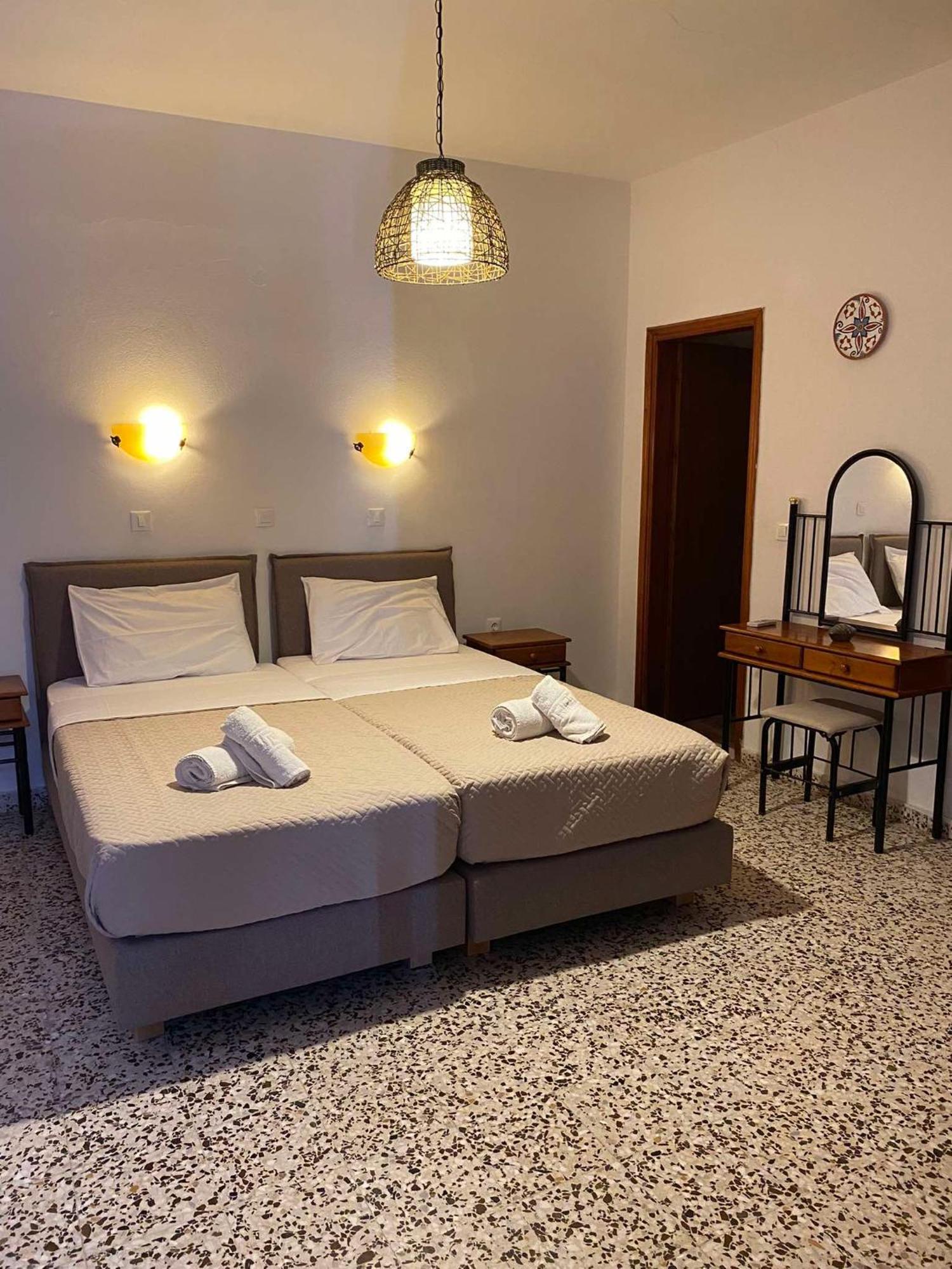 Sarris & Appartement